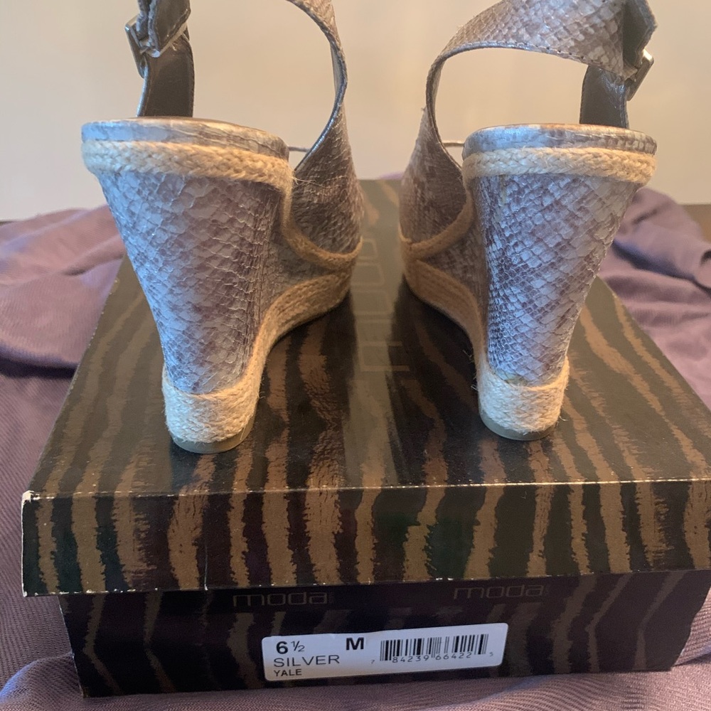 Moda Silver Wedges - Picture 2 of 4